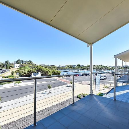 Aloha Waterfront Properties Роуб Екстериор снимка